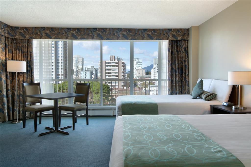 Coast Plaza Hotel And Suites Vancouver Ruang foto